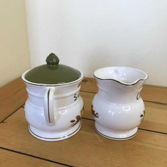 Creamer & Sugar Bowl with Lid Set Vintage Ceramic Made in Japan Fruit Design - Picture 4 of 6